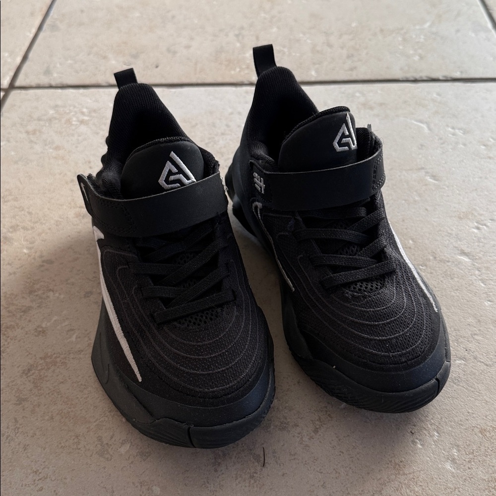 Nike Kids Giannis Immortality 4 Black Basketball Shoes